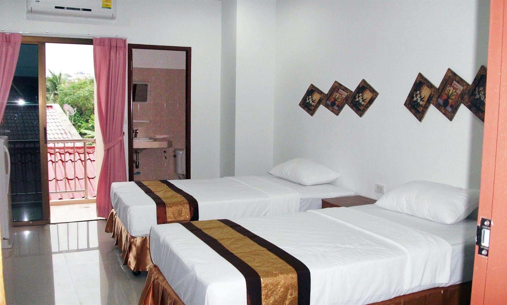 G&B Guesthouse Patong Dış mekan fotoğraf